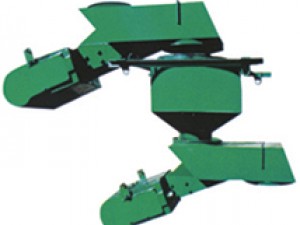 在一個(gè)完整的T運(yùn)行周期內(nèi)，計(jì)算機(jī)根據(jù)設(shè)定下料值，先控制DZ1工作，在t1時(shí)間內(nèi)完成上料，然后經(jīng)t2時(shí)間穩(wěn)定，計(jì)重量。